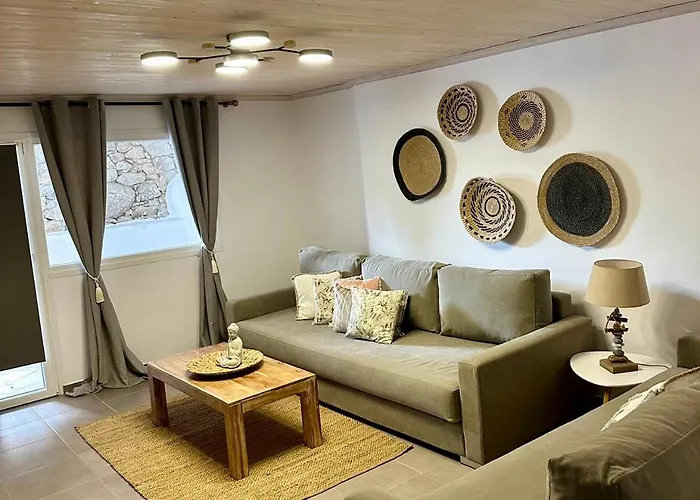 Raffar Luxury Houses Psarou